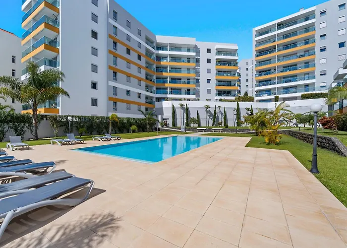 Atlantic View By An Island 丰沙尔