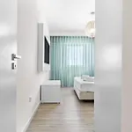 Atlantic View By Links
